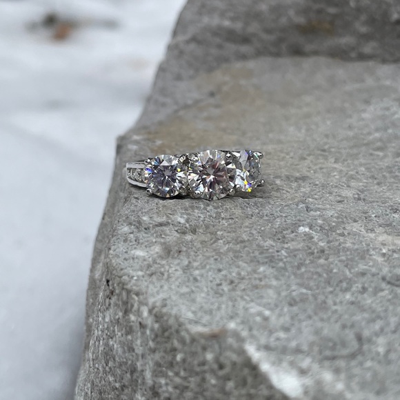 3.5tcw 3 Stone D, VVS1 Moissanite Ring - Picture 7 of 16